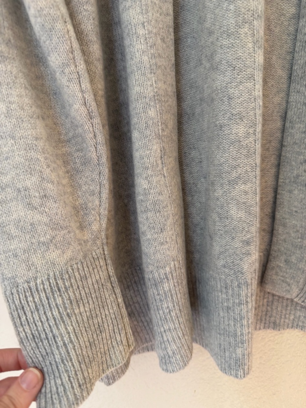 Babaton Light Gray Open-Front Knit Cardigan - Picture 2 of 8